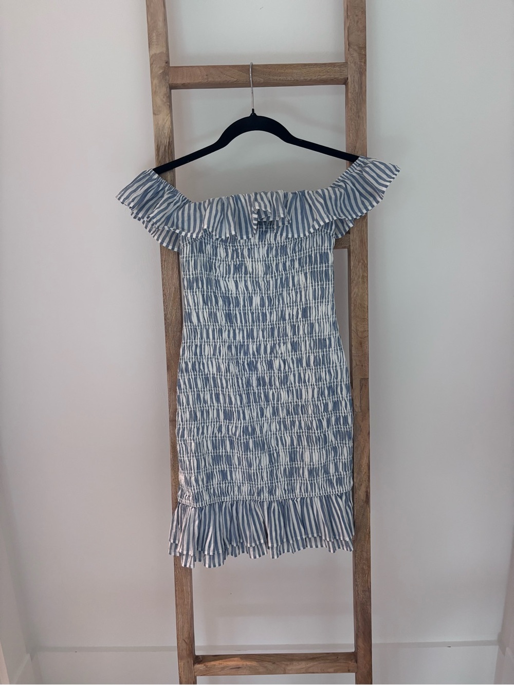 Abercrombie & Fitch Blue and White Striped Off-Shoulder Mini Dress